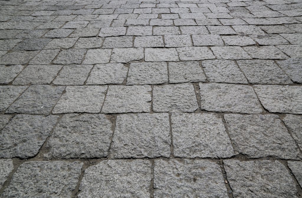 Interlocking driveway Brock